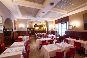 Dal Bolognese: l’arredo del ristorante più emiliano d’Italia